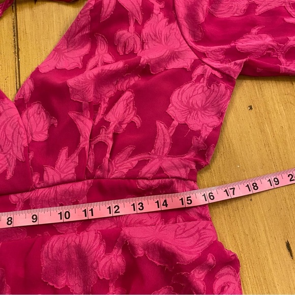 Band of the Free Women’s Pink Short Party Dress Long Sleeve Open Back New Large - Picture 12 of 16